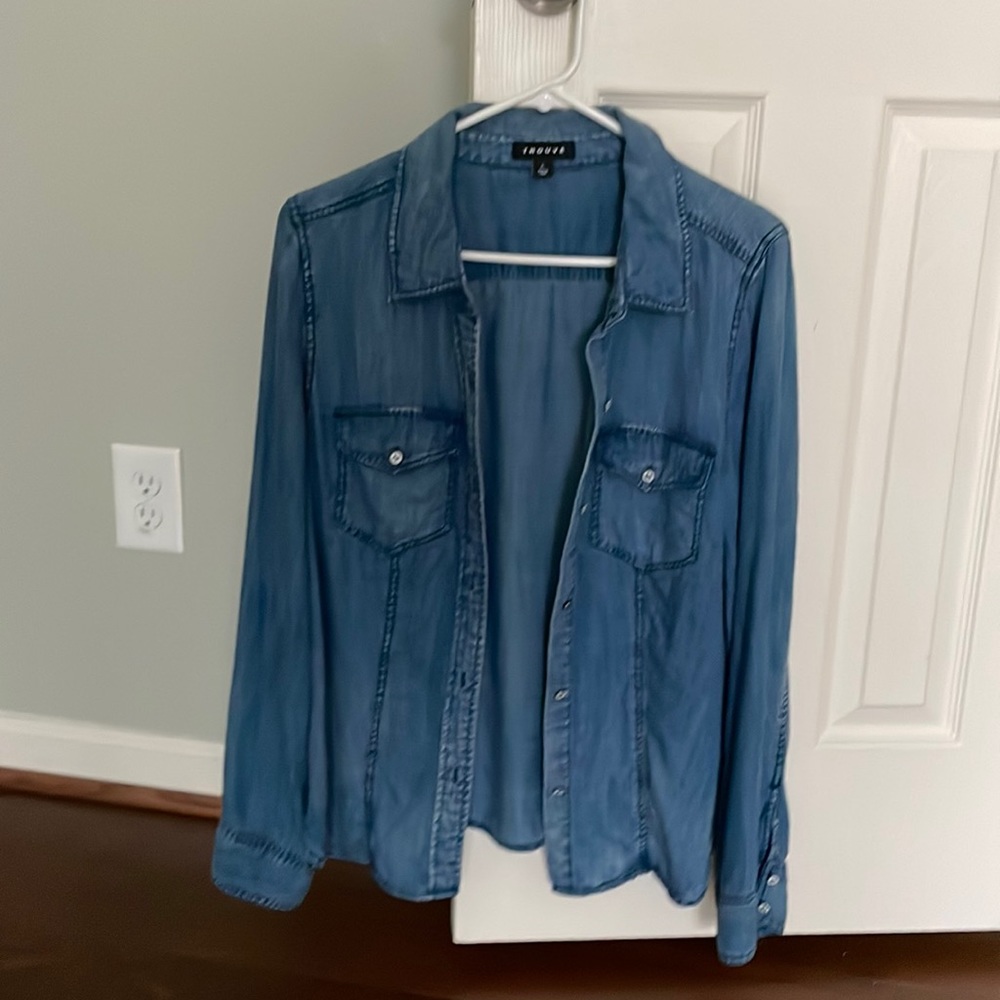 Women’s Trouvé denim shirt size L
